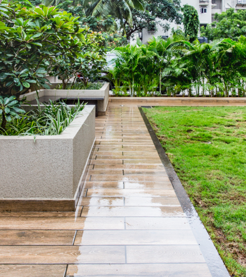 Supreme Badrinath in Khar, Mumbai